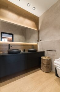 Reformas de baños elegantes y modernos